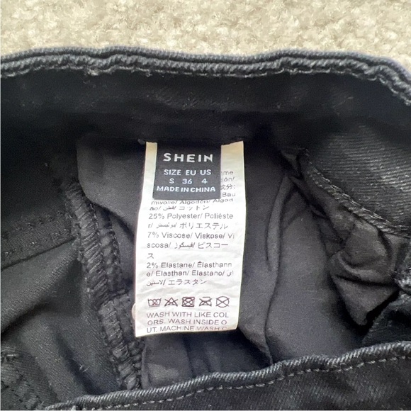 SHEIN Cut-Off Denim Shorts Women's Size Small Black High Rise Distressed Raw Hem - Picture 5 of 13